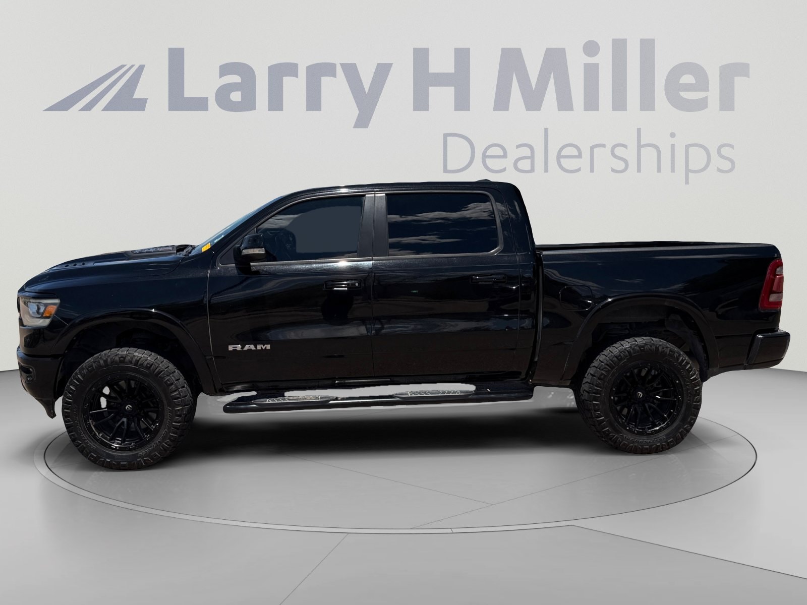 ram ram 1500 pickup 2021 1C6SRFJM5MN752330 image ram ram 1500 pickup 2021 1C6SRFJM5MN752330 image